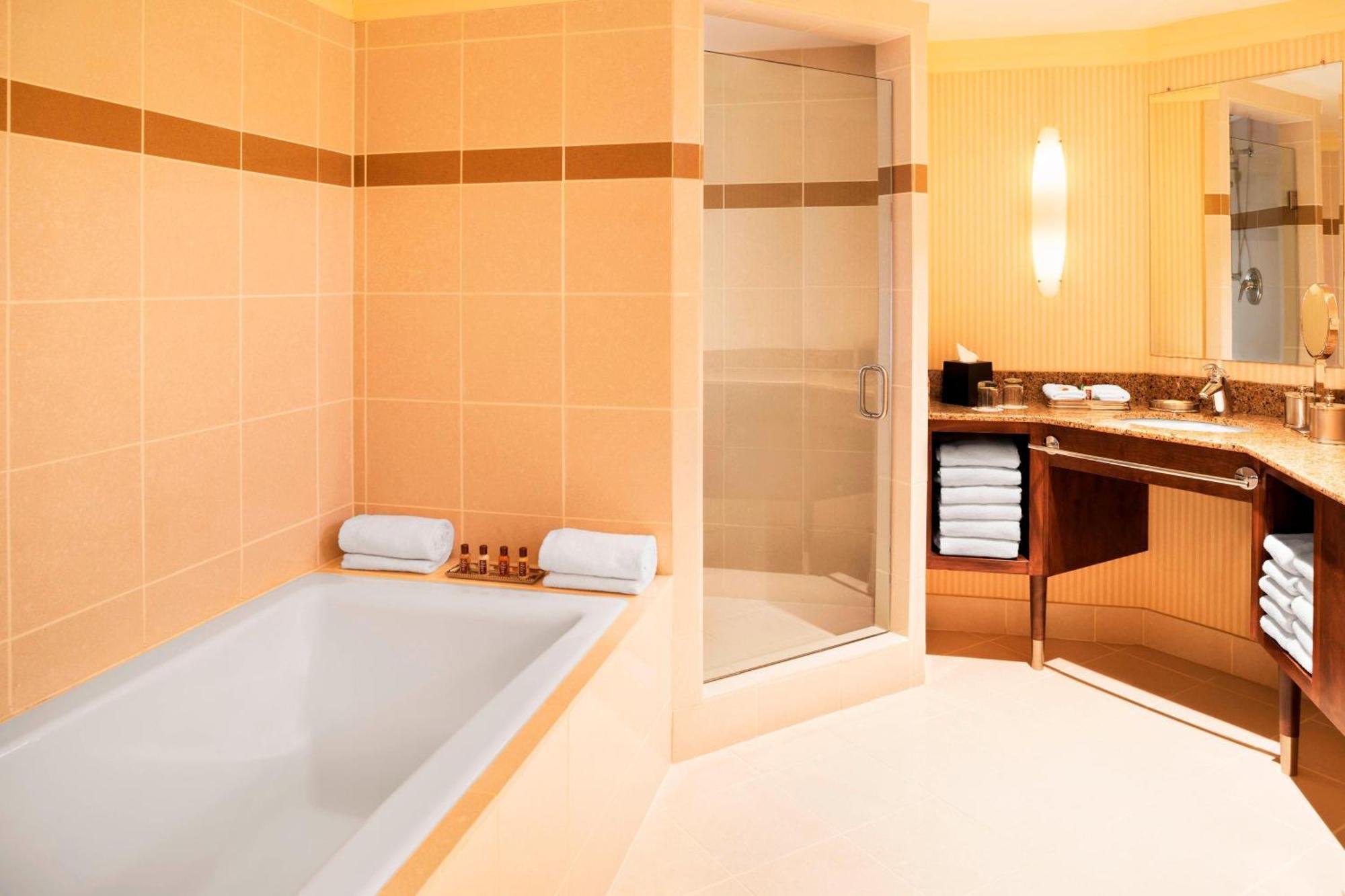 Hotel Sheraton 4*
