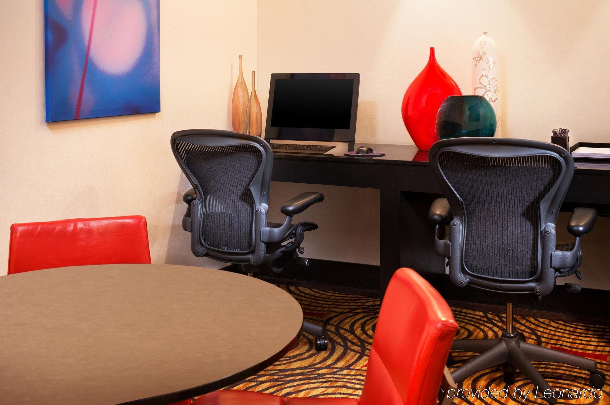 Sheraton Hotel 4*
